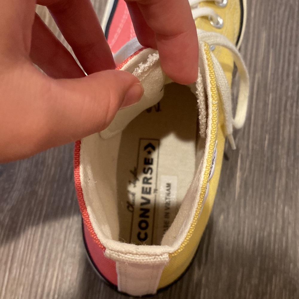 Pink Lemonade Hightop converse 💖🍋 - Picture 5 of 6